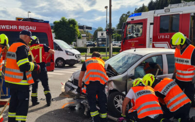 24.09.2024 Aufräumarbeiten nach Verkehrsunfall auf der Himmelreichkreuzung