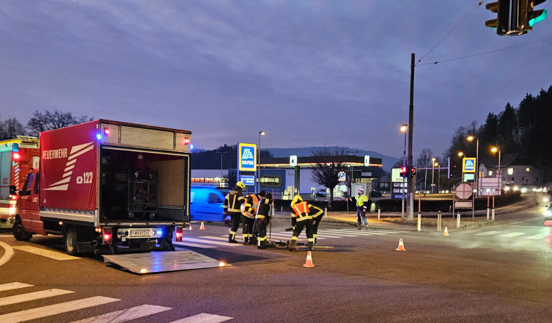 14.01.2025 Aufräumarbeiten nach Verkehrsunfall