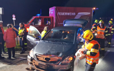 30.10.2025 Aufräumarbeiten nach Verkehrsunfall