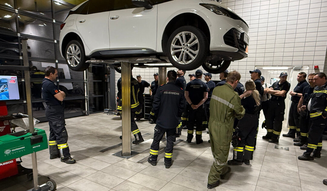 30.03.2026 Übung: E Autos im Feuerwehreinsatz