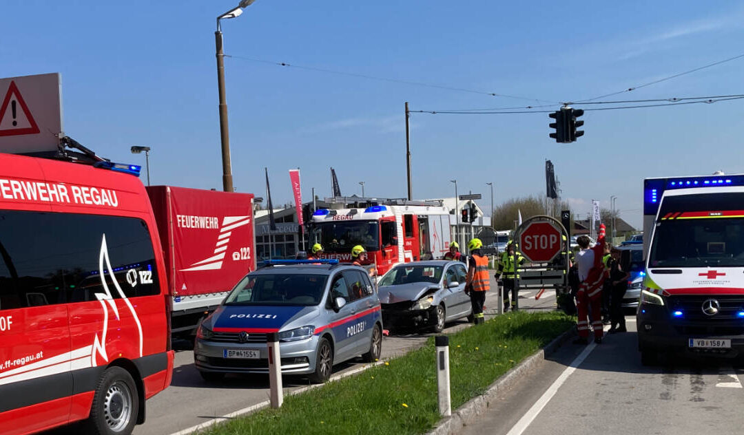 18.04.2026 Aufräumarbeiten nach einem Verkehrsunfall